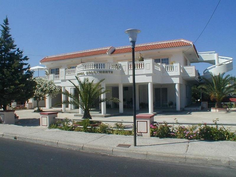 COLONIAL FAMILY apartment #4 ground floor Faliraki Buitenkant foto
